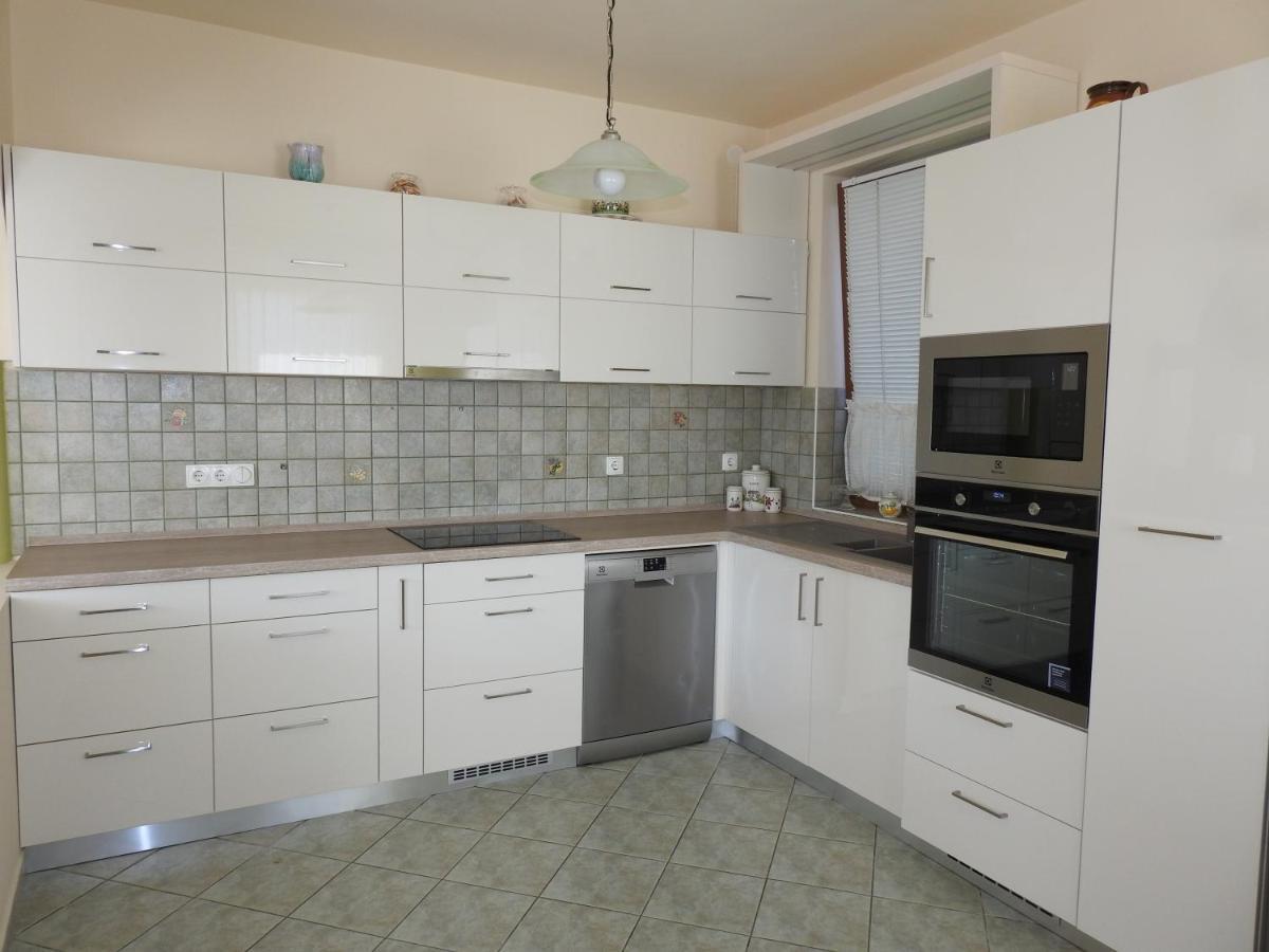 Petra Apartmanhaz Badacsonytomaj Zewnętrze zdjęcie