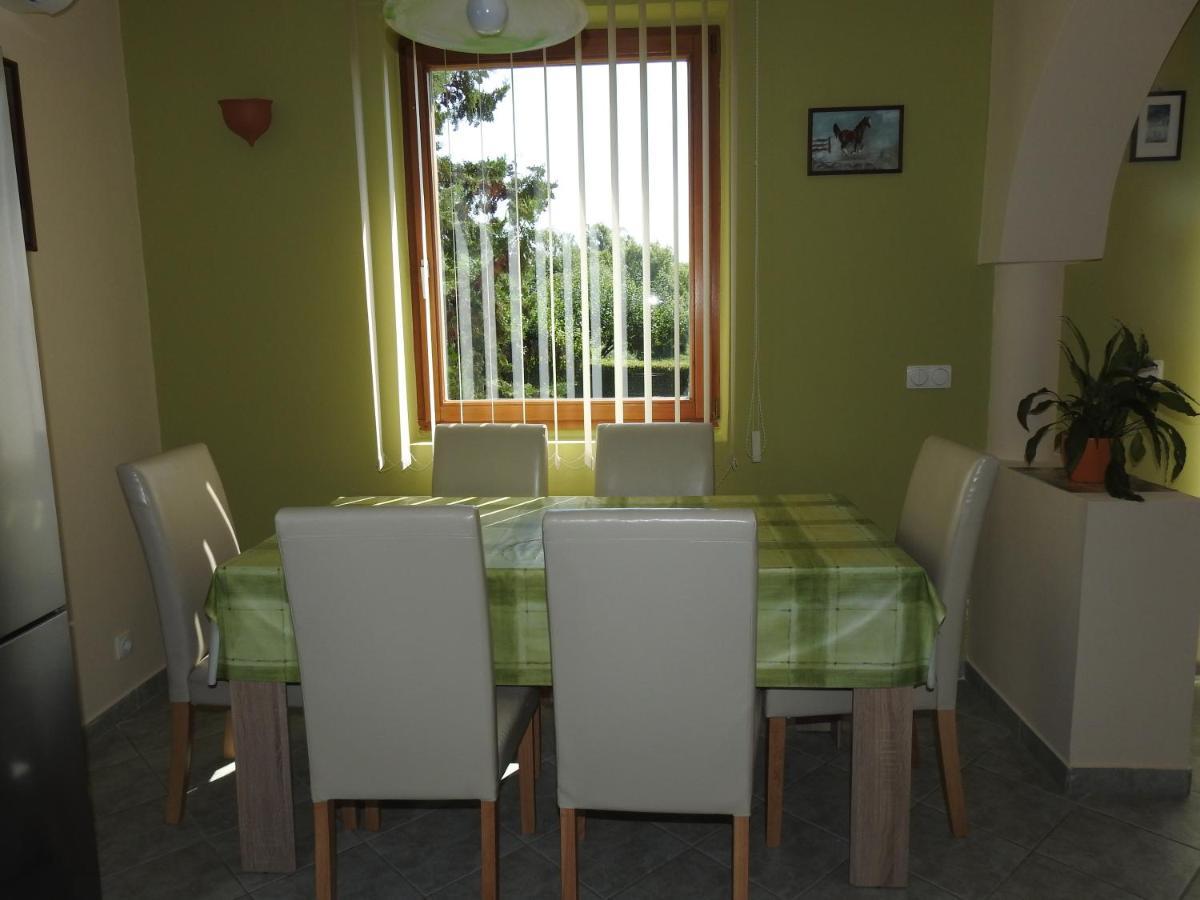 Petra Apartmanhaz Badacsonytomaj Zewnętrze zdjęcie