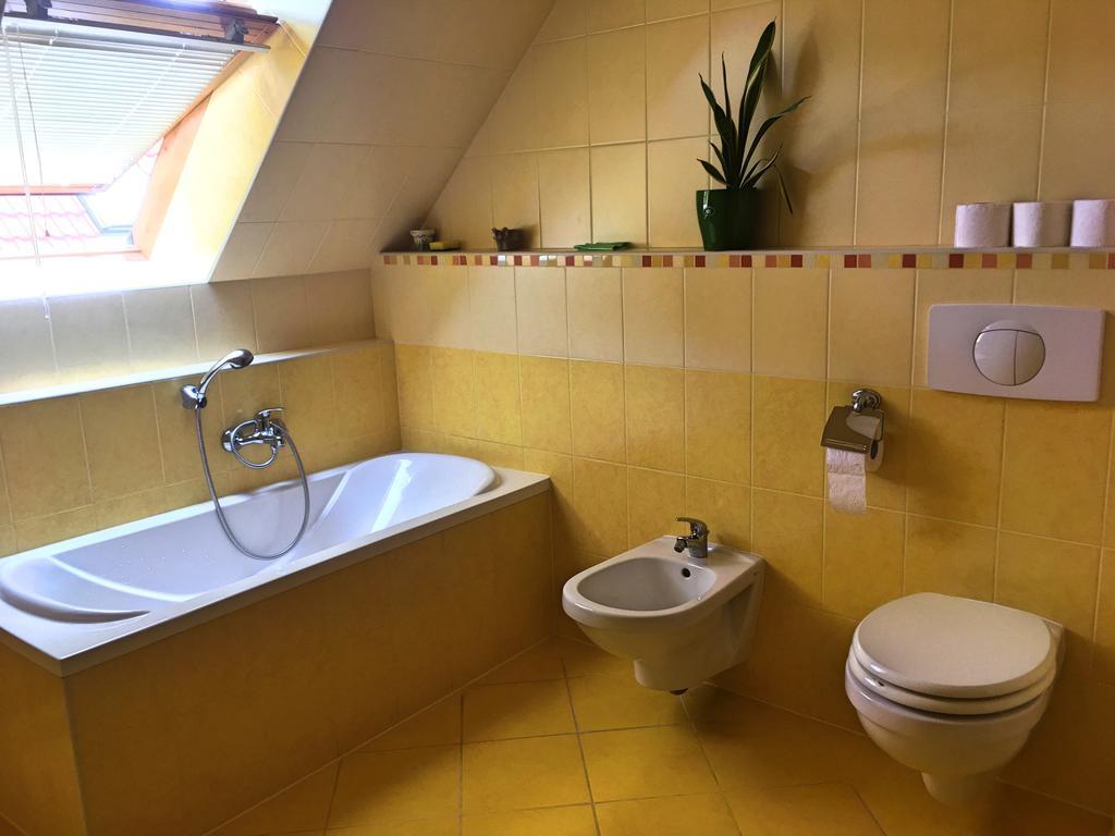 Petra Apartmanhaz Badacsonytomaj Zewnętrze zdjęcie