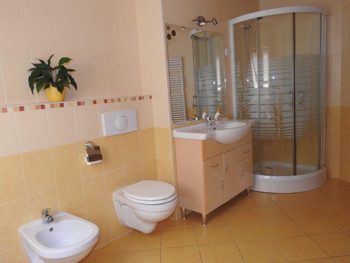 Petra Apartmanhaz Badacsonytomaj Zewnętrze zdjęcie